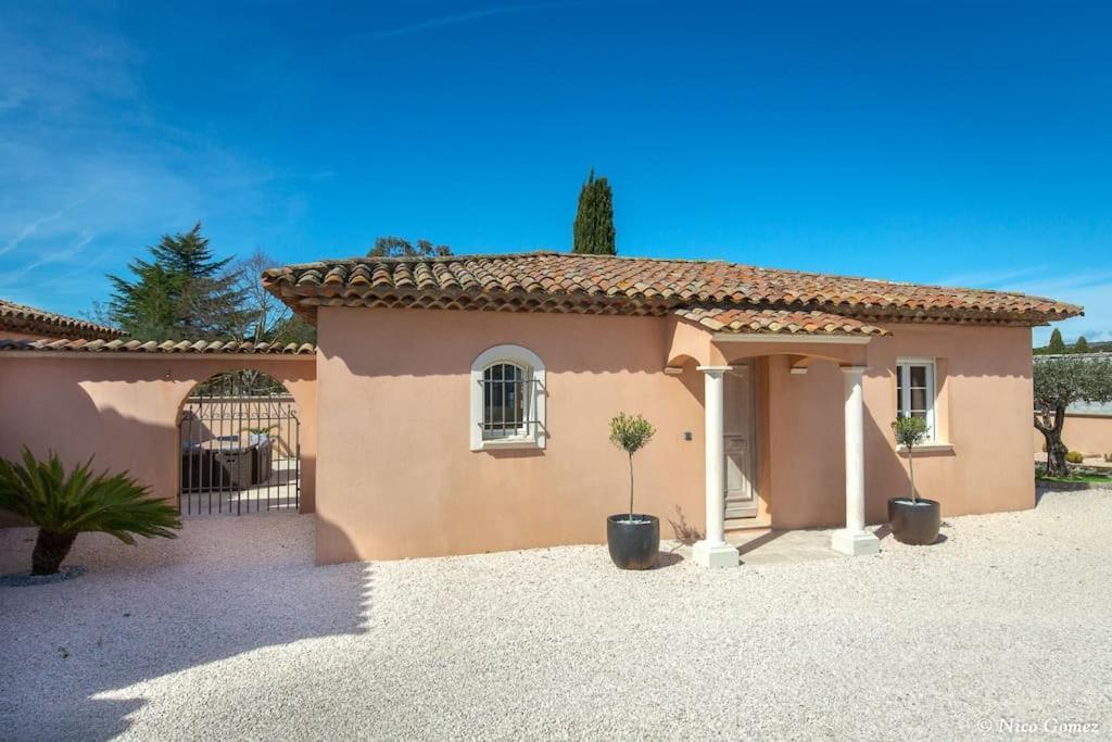 Roquebrune-Sur-Argens, Villa 2 Pieces, 4 Personnes Exterior photo