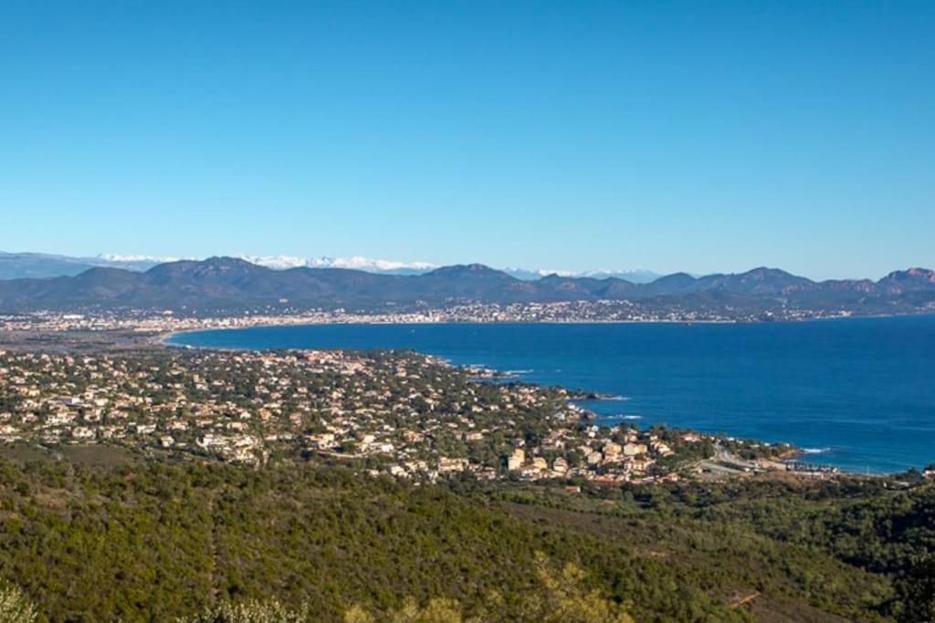 Roquebrune-Sur-Argens, Villa 2 Pieces, 4 Personnes Exterior photo